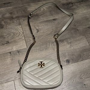 NEVER USED Tory Burch Kira Chevron Camera cross body bag
